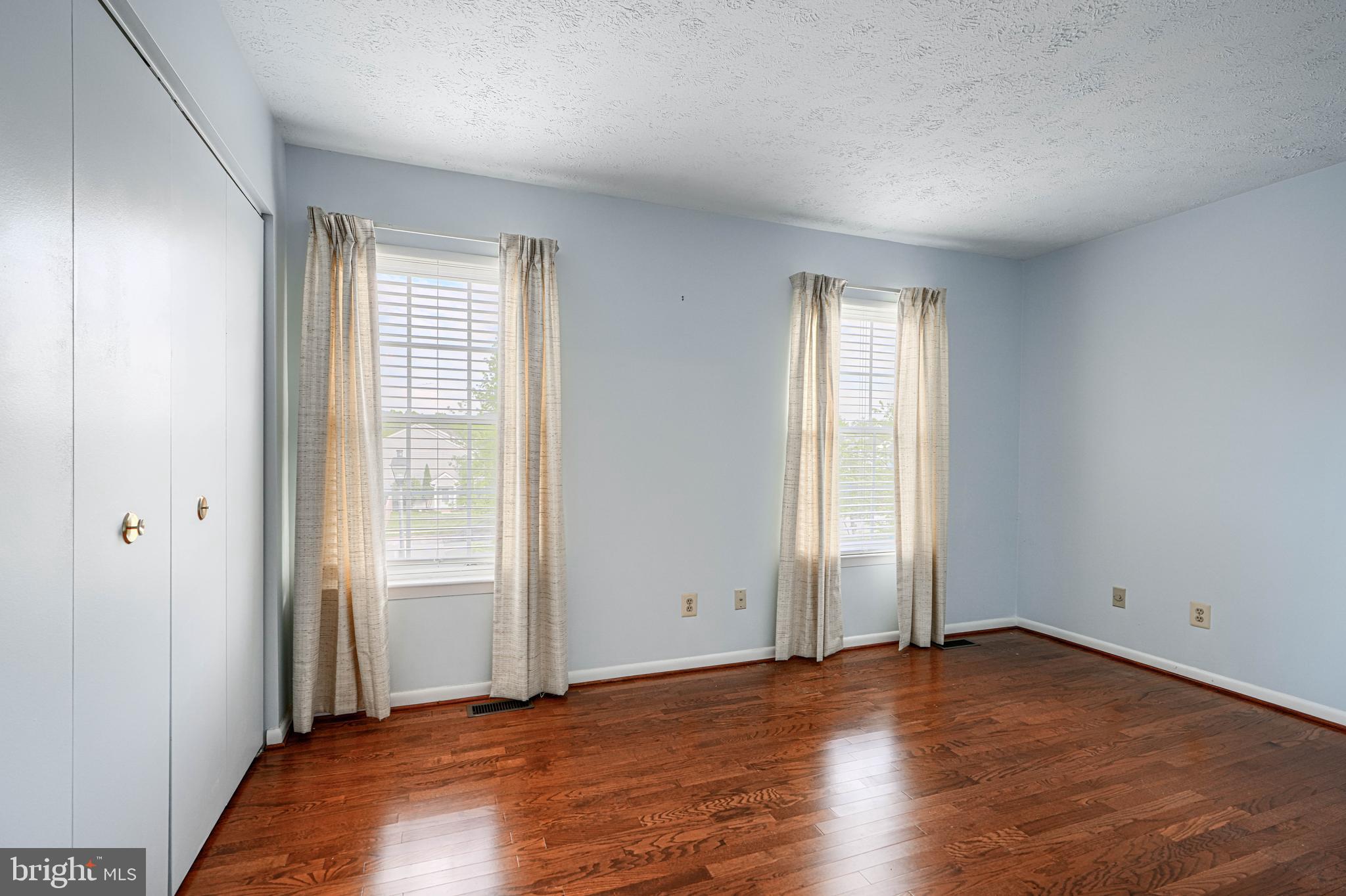 VILLAGE OF PAWNEE - Residential