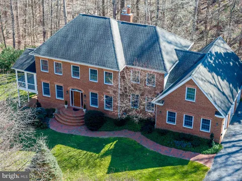 7517 Lees Farm Road, Clifton, VA MLS: VAFX2239586