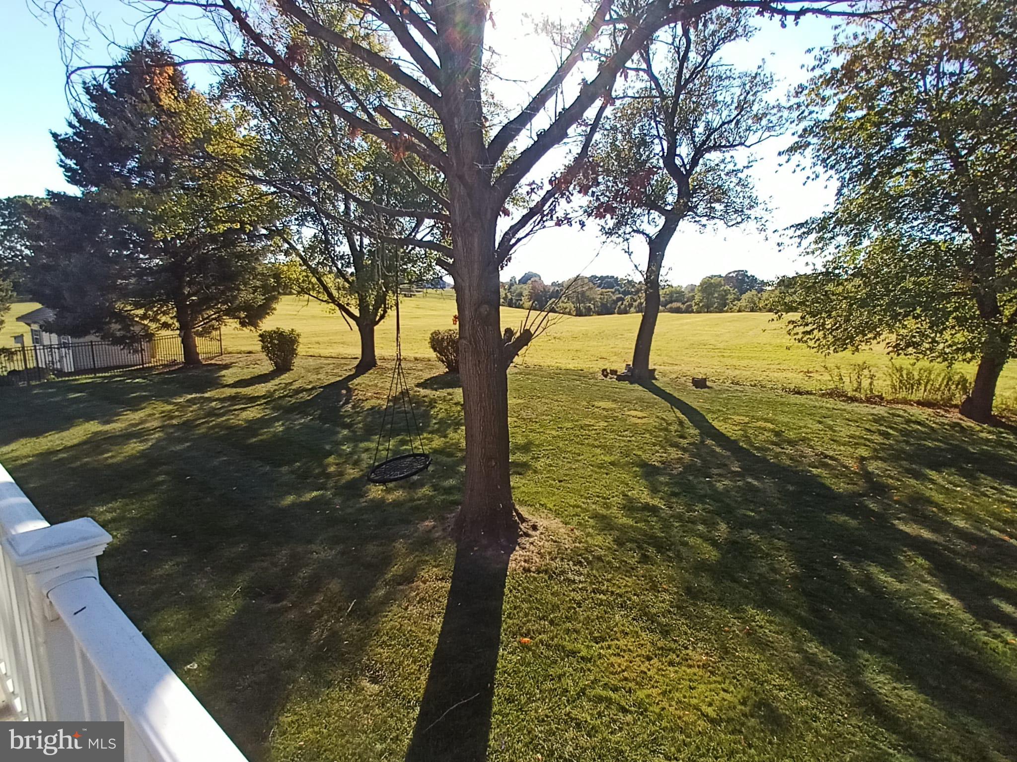 878 BUTTERMILK COURT