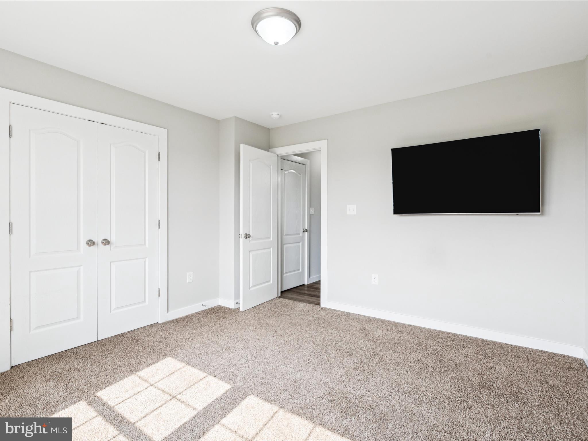 PEBBLE RIDGE - Residential