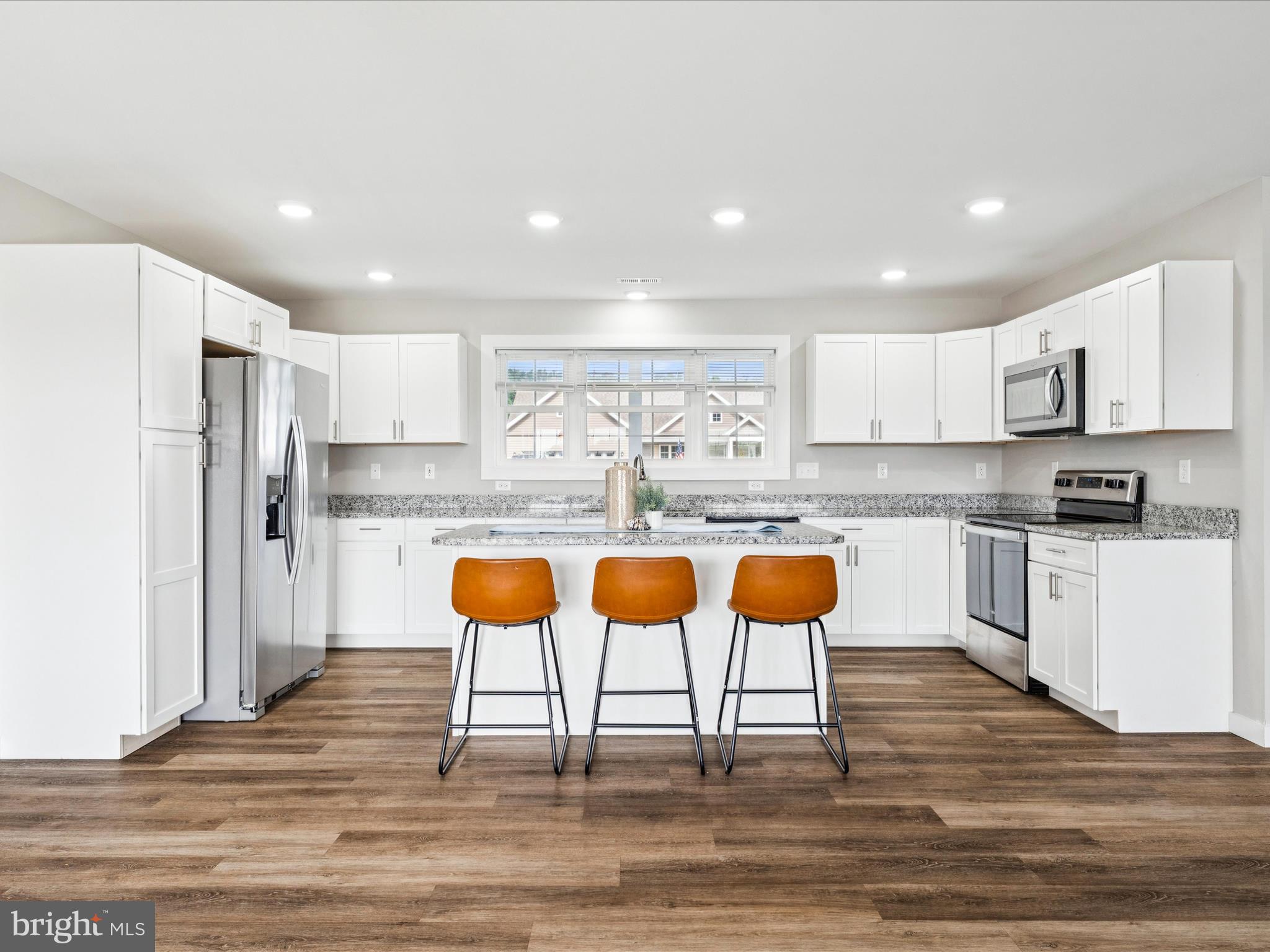 PEBBLE RIDGE - Residential