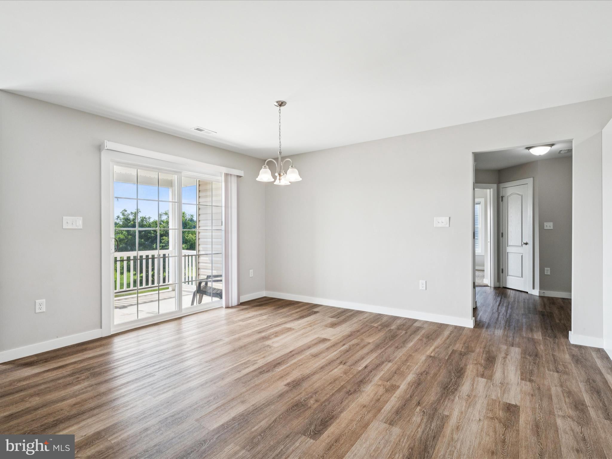 PEBBLE RIDGE - Residential