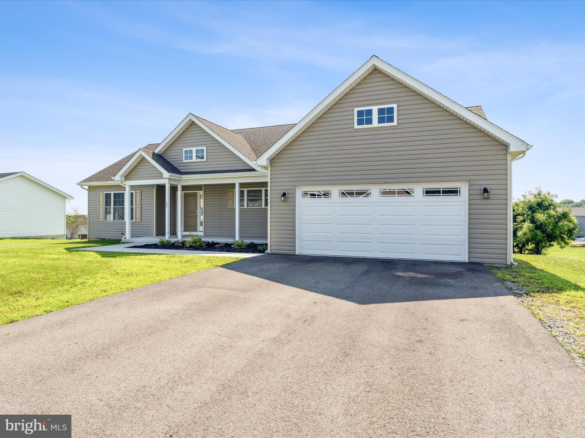 599 DUCKWOODS LANE