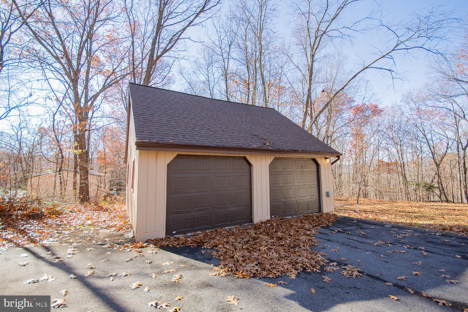 DEERWOOD SOLAR VILLAGE - Residential