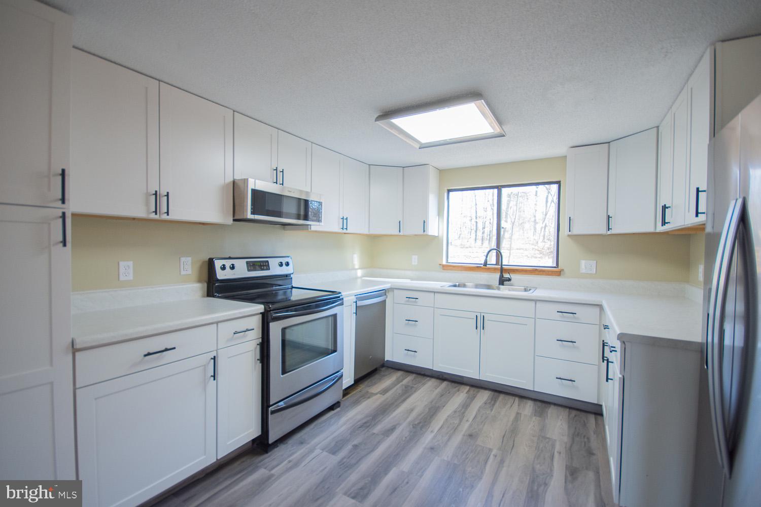 DEERWOOD SOLAR VILLAGE - Residential