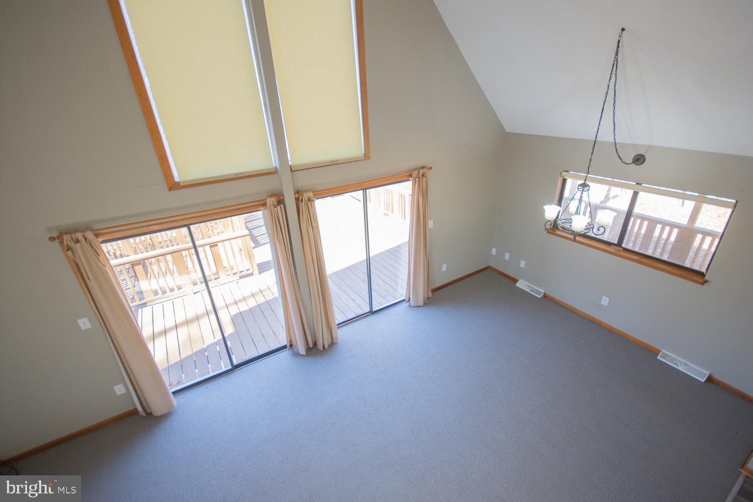 DEERWOOD SOLAR VILLAGE - Residential