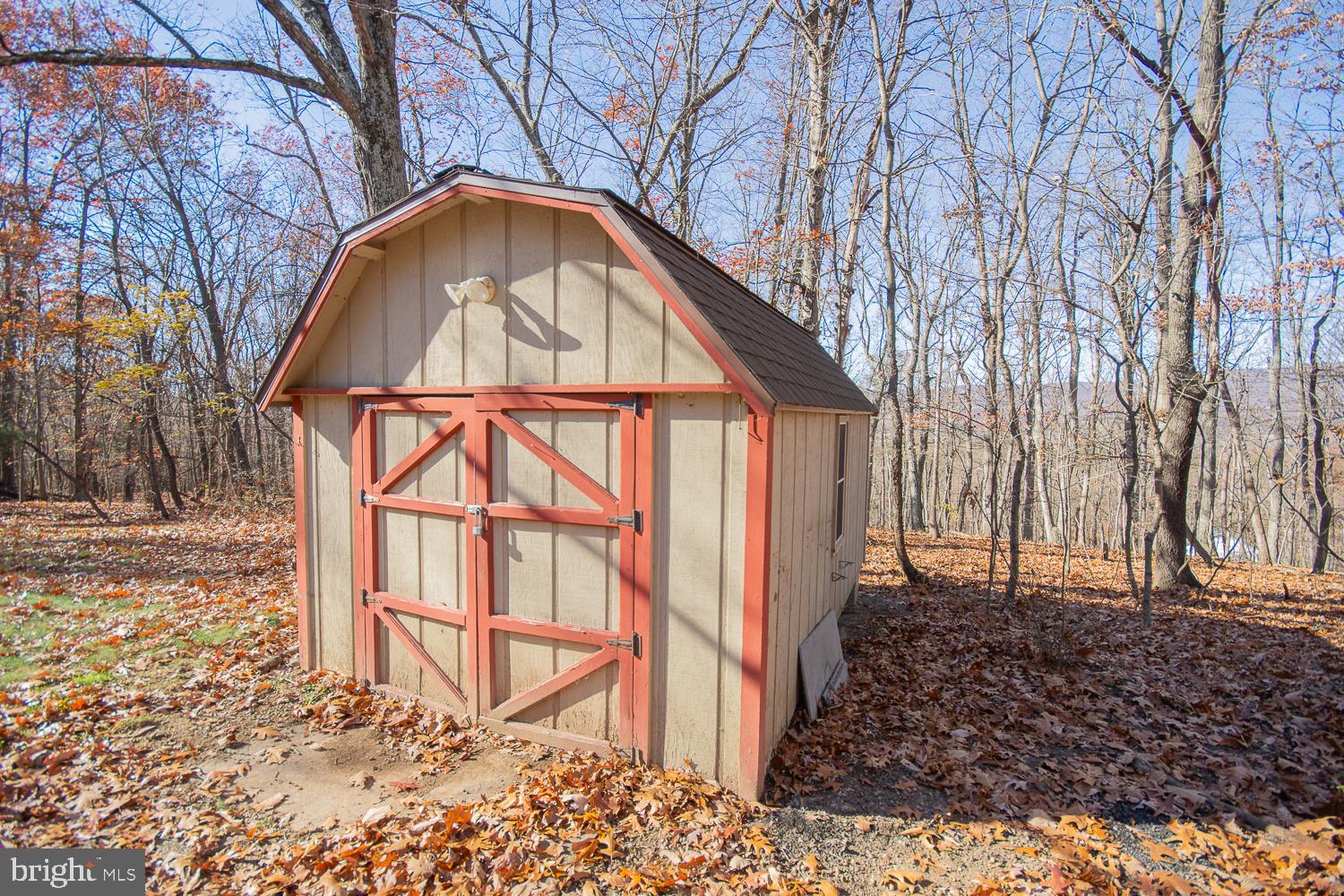 DEERWOOD SOLAR VILLAGE - Residential