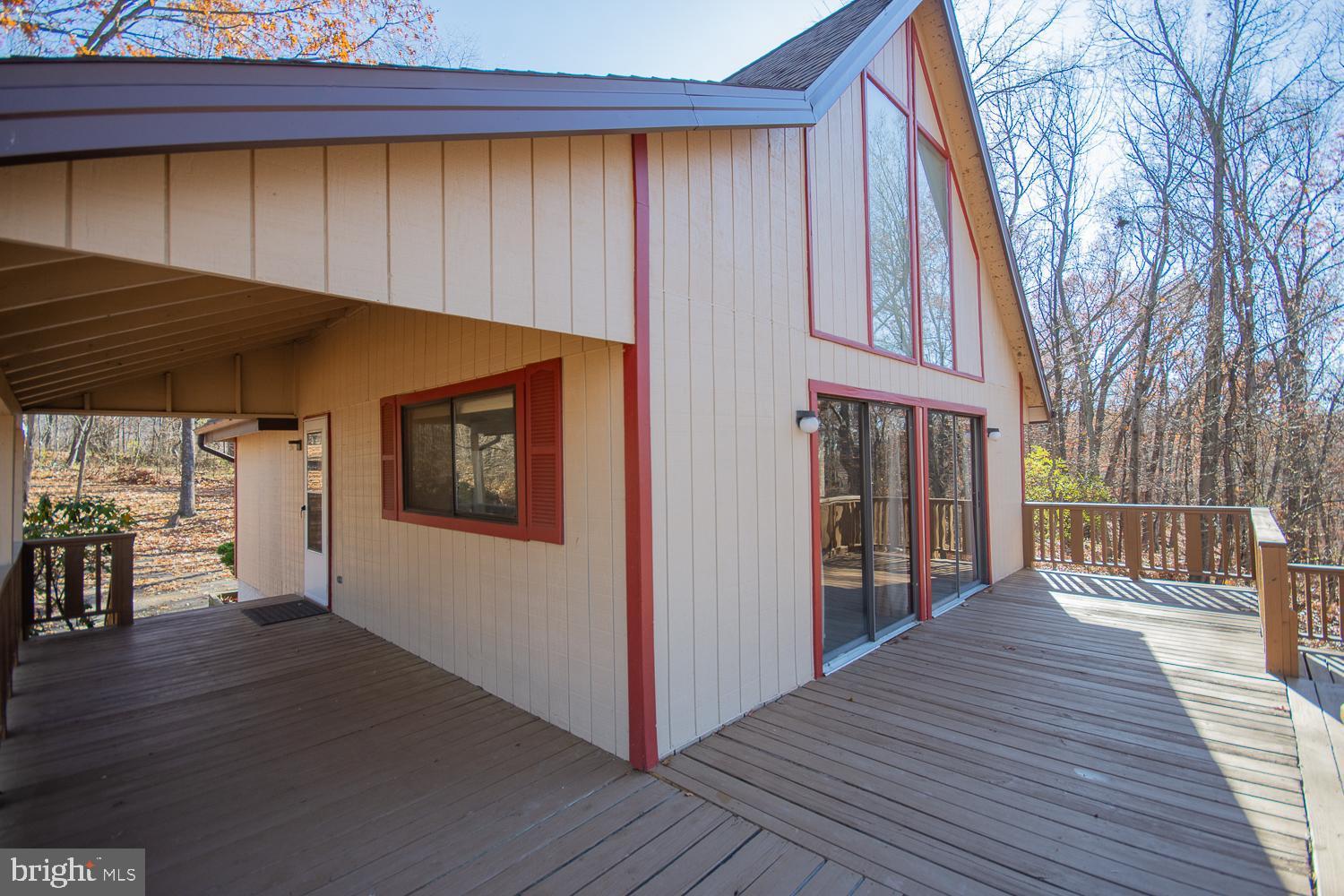 DEERWOOD SOLAR VILLAGE - Residential