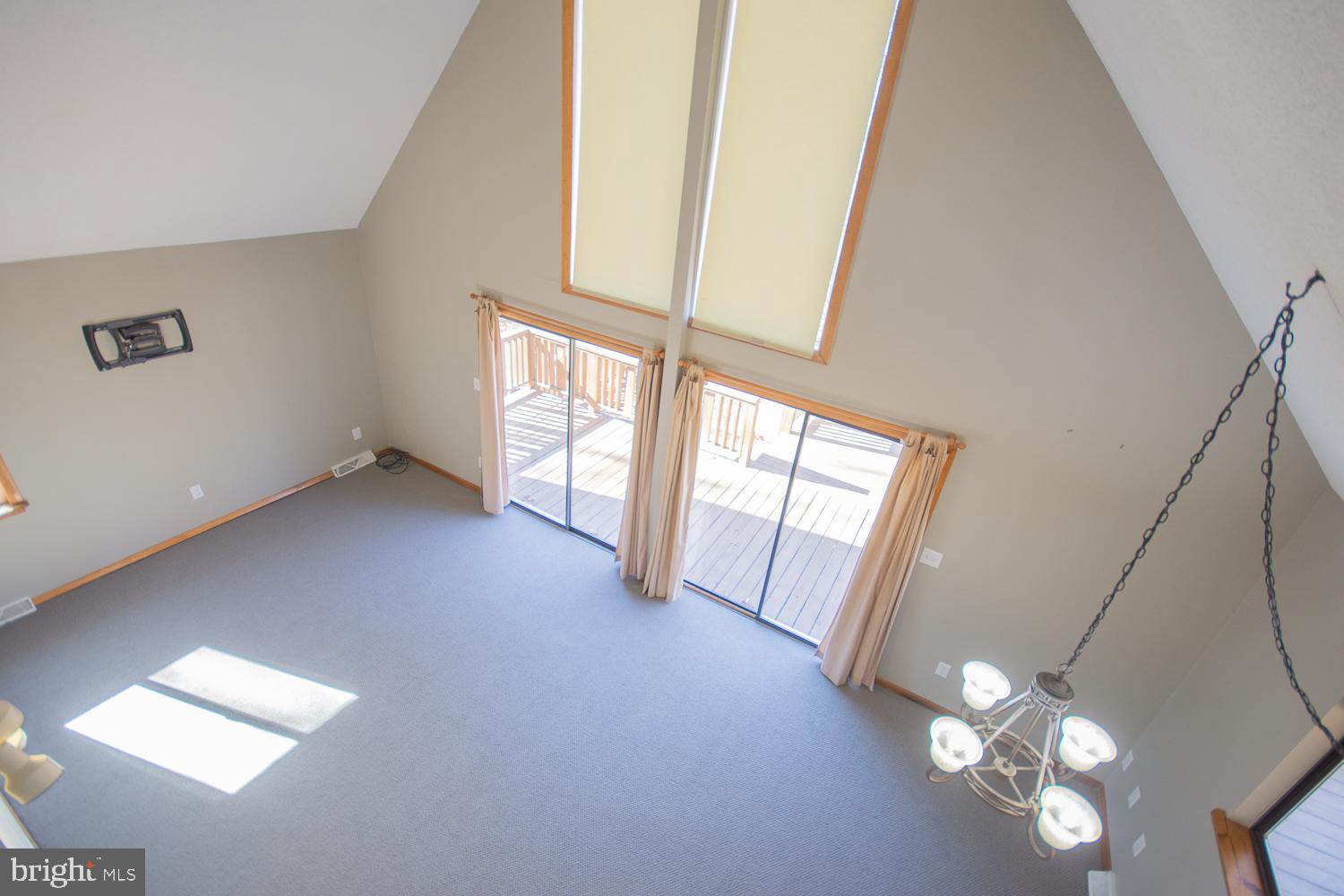 DEERWOOD SOLAR VILLAGE - Residential