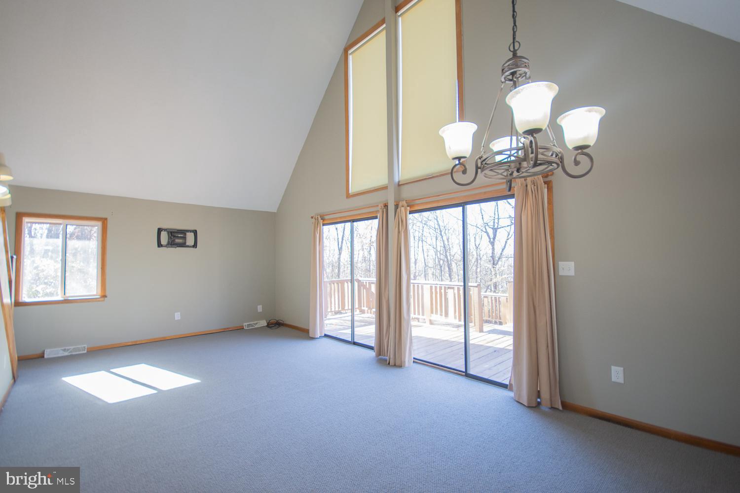 DEERWOOD SOLAR VILLAGE - Residential