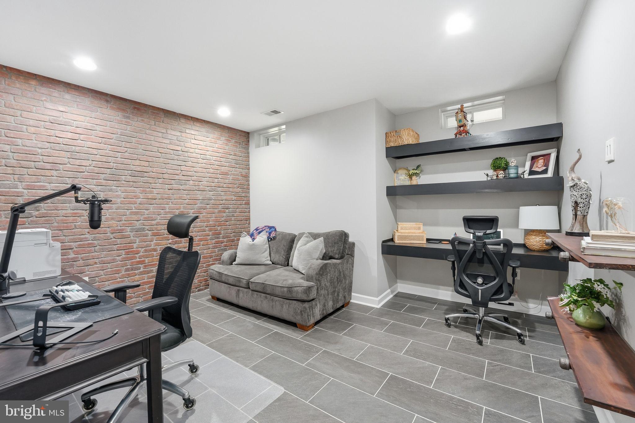 GLENKIRK ESTATES - Residential