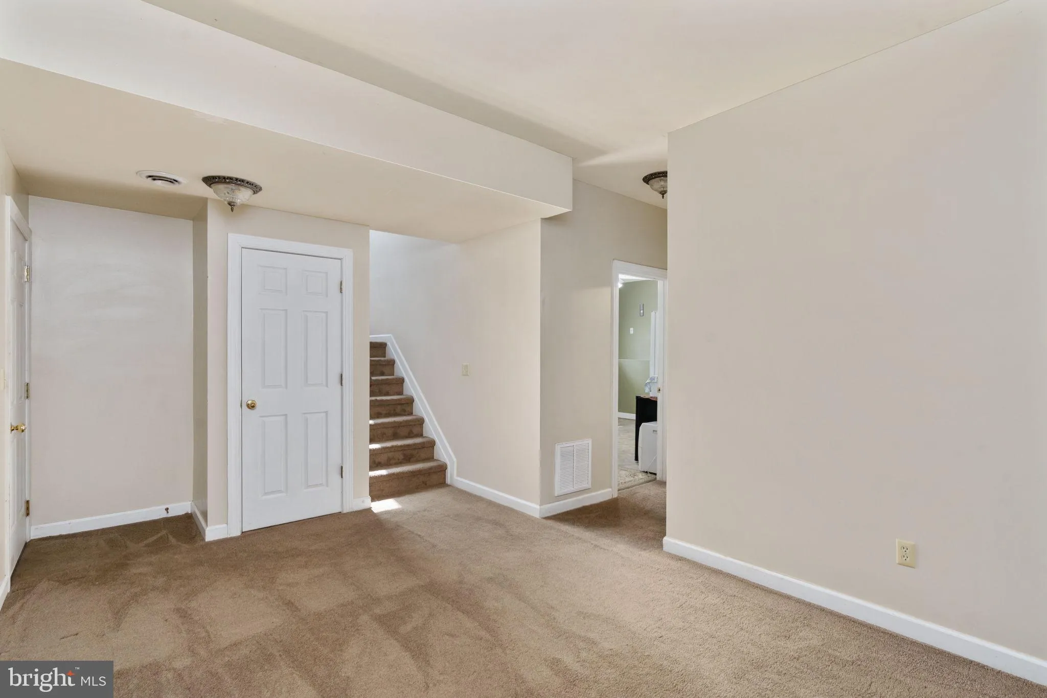 Fredericksburg, Virginia 22406, United States, 3 Bedrooms Bedrooms, ,3 BathroomsBathrooms,Residential,Active,148786