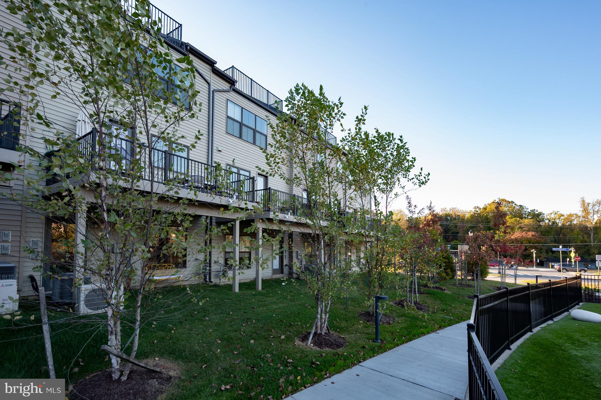 BREN POINTE - Residential