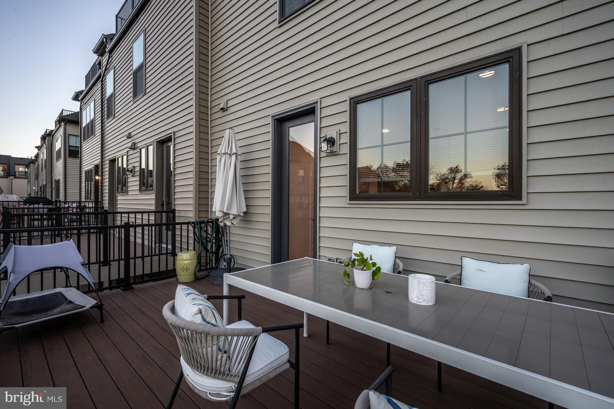 BREN POINTE - Residential