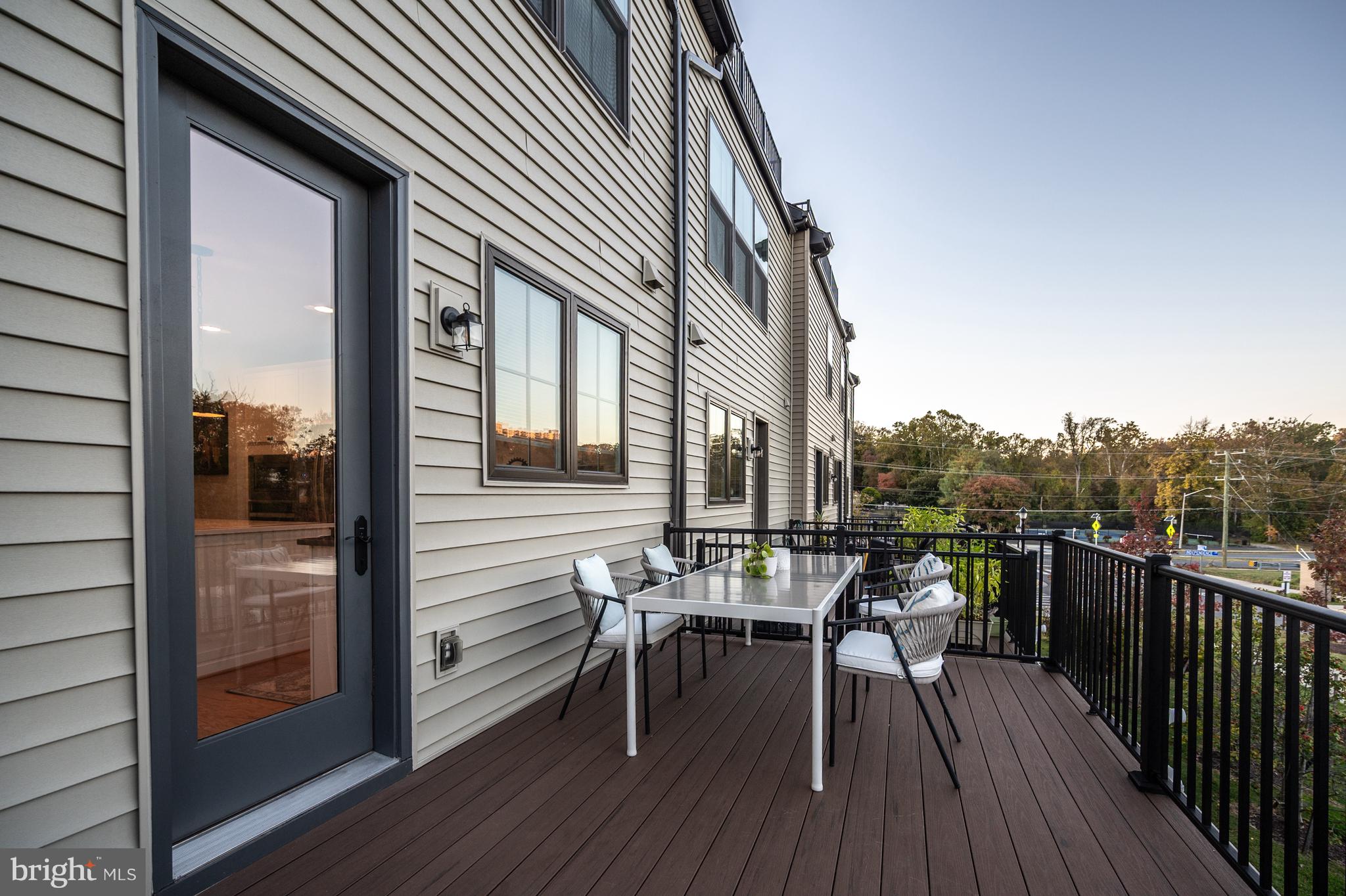 BREN POINTE - Residential