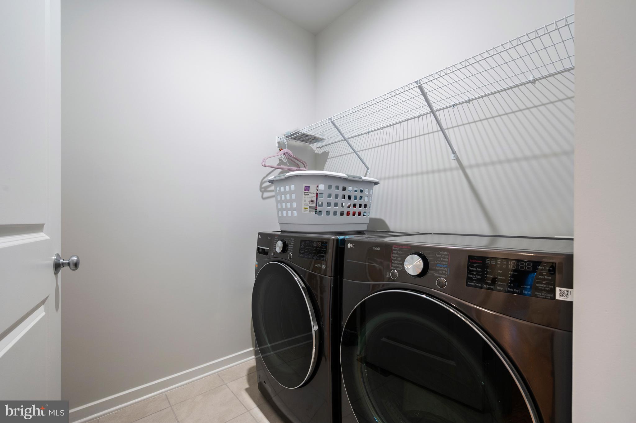 BREN POINTE - Residential