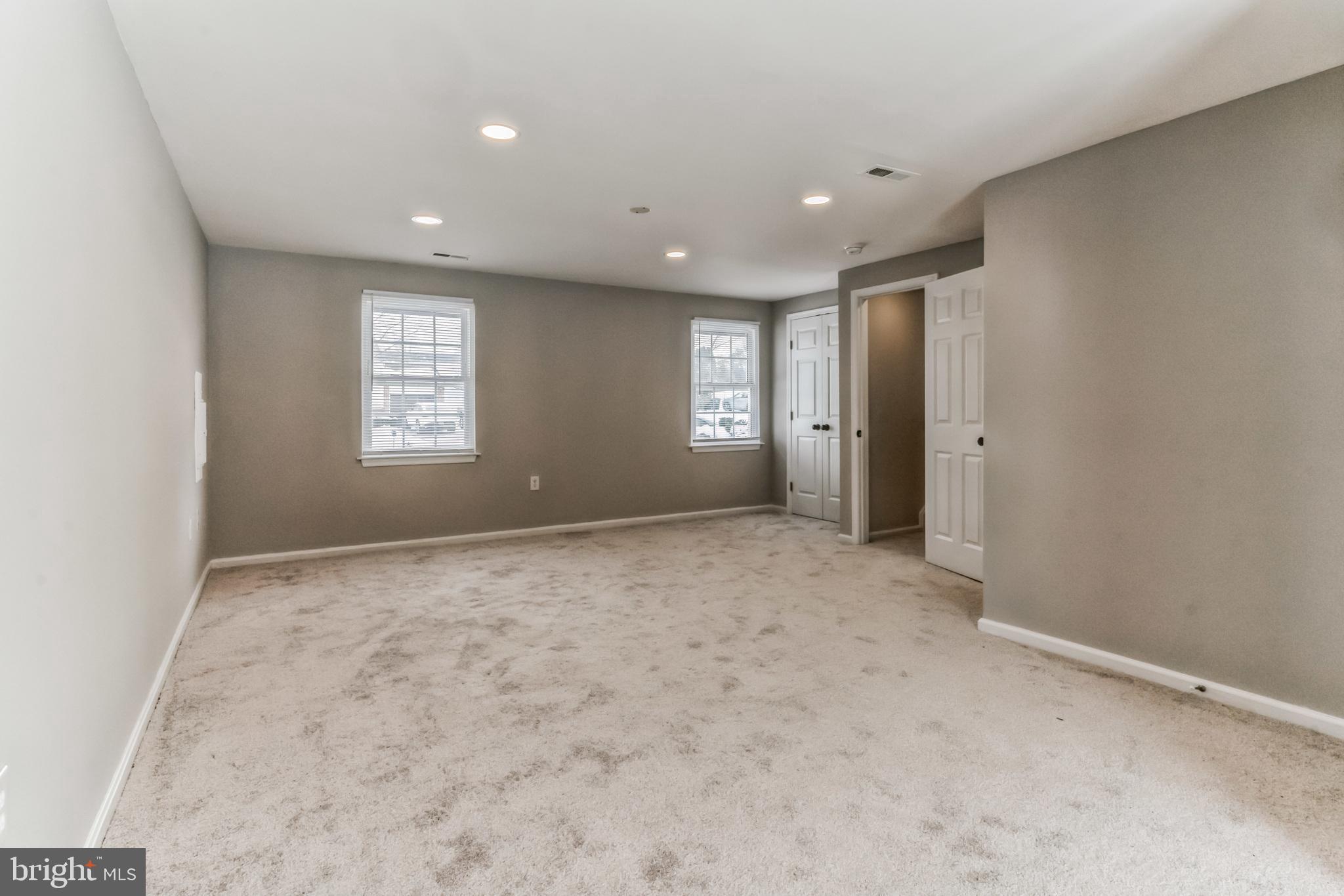 NEW ORCHARD ESTATES - Residential