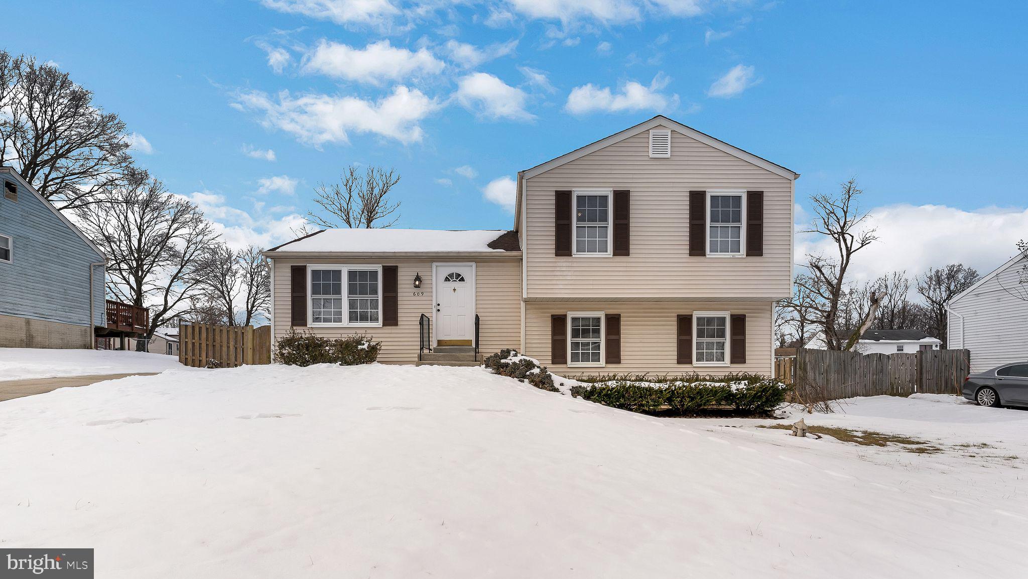 NEW ORCHARD ESTATES - Residential