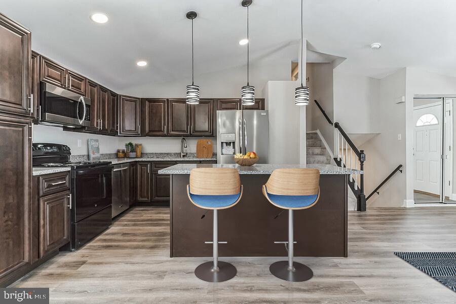 NEW ORCHARD ESTATES - Residential