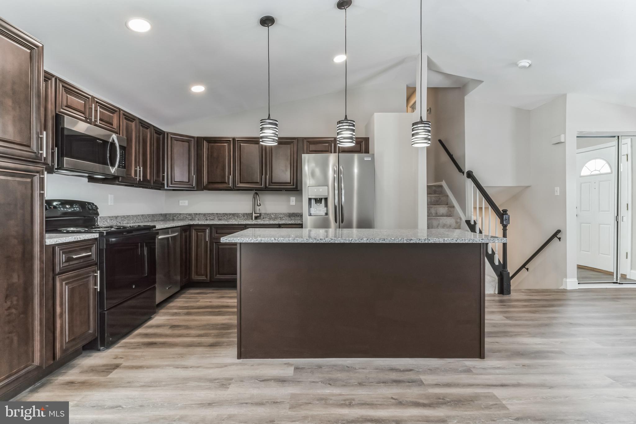 NEW ORCHARD ESTATES - Residential