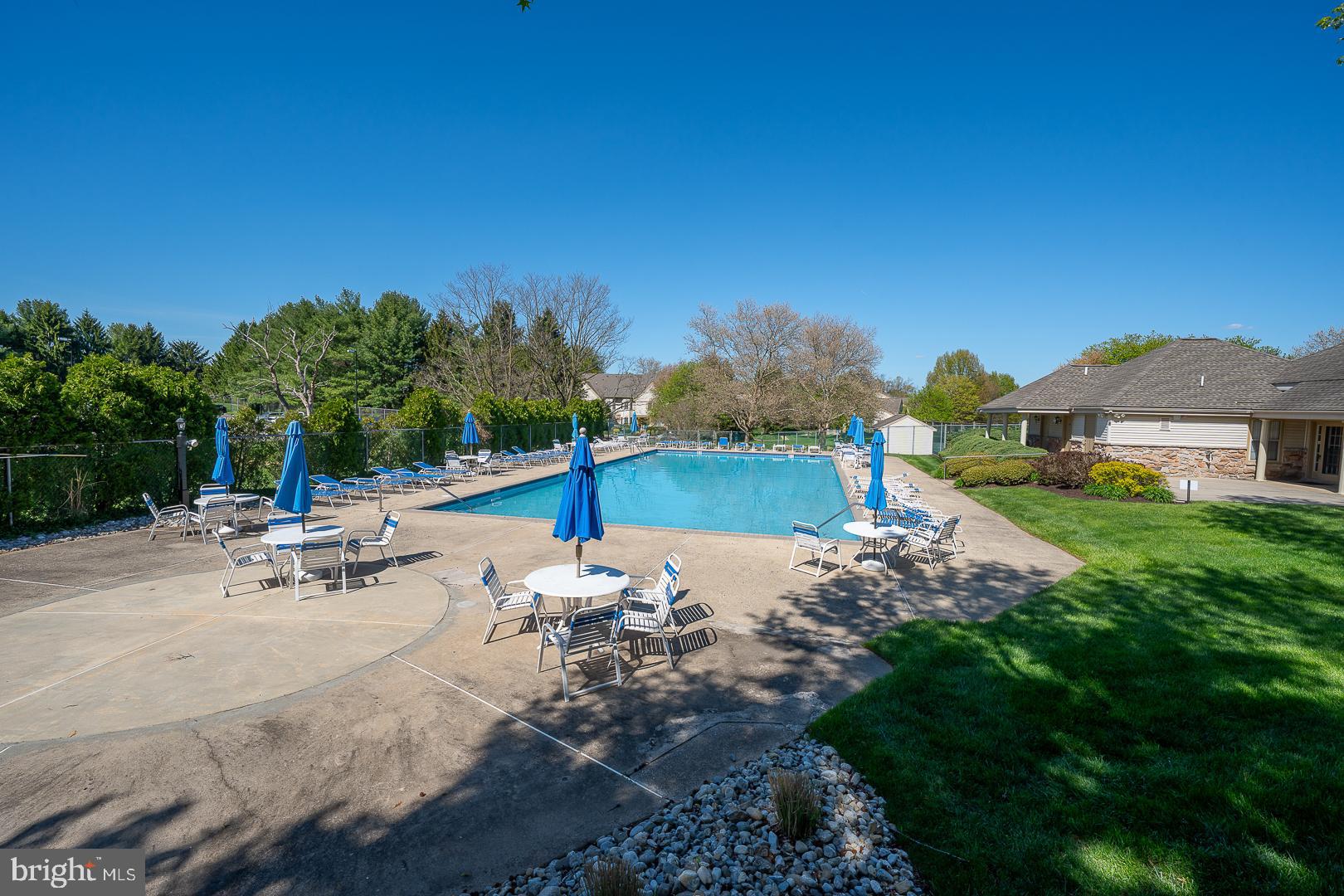 MONTGOMERY BROOK - Residential