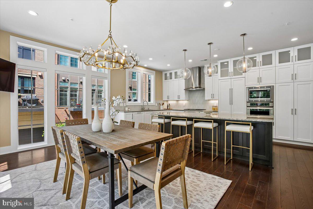 CHEVY CHASE - Residential