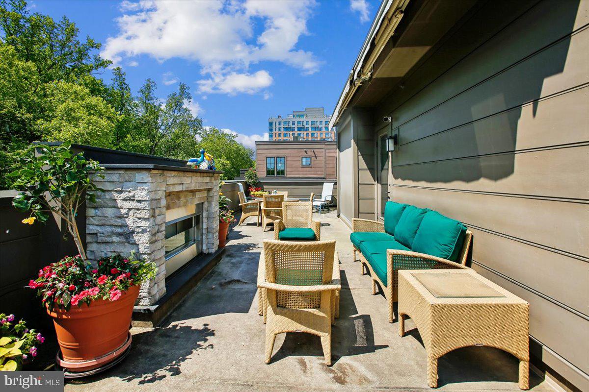 CHEVY CHASE - Residential