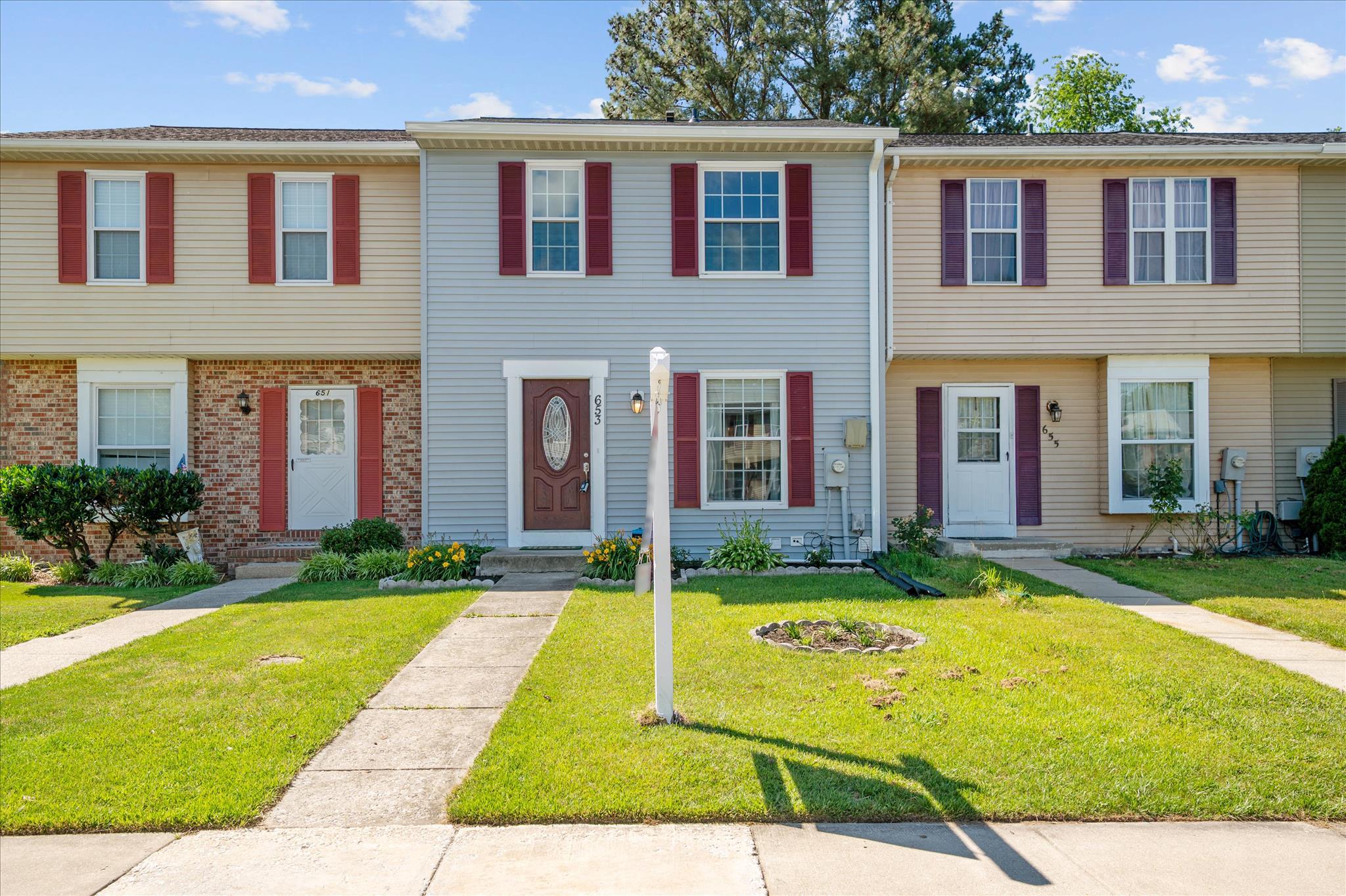 653 STONE WHEEL COURT W
