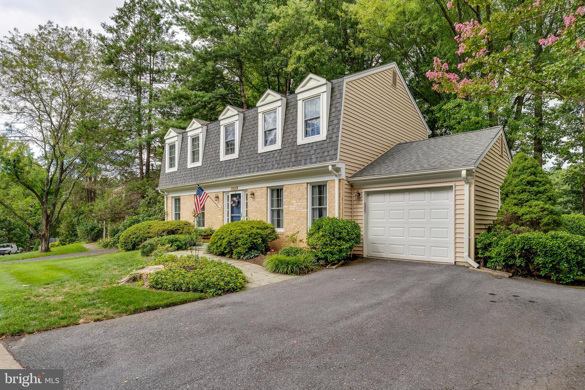 SNOWDENS MILL - Residential