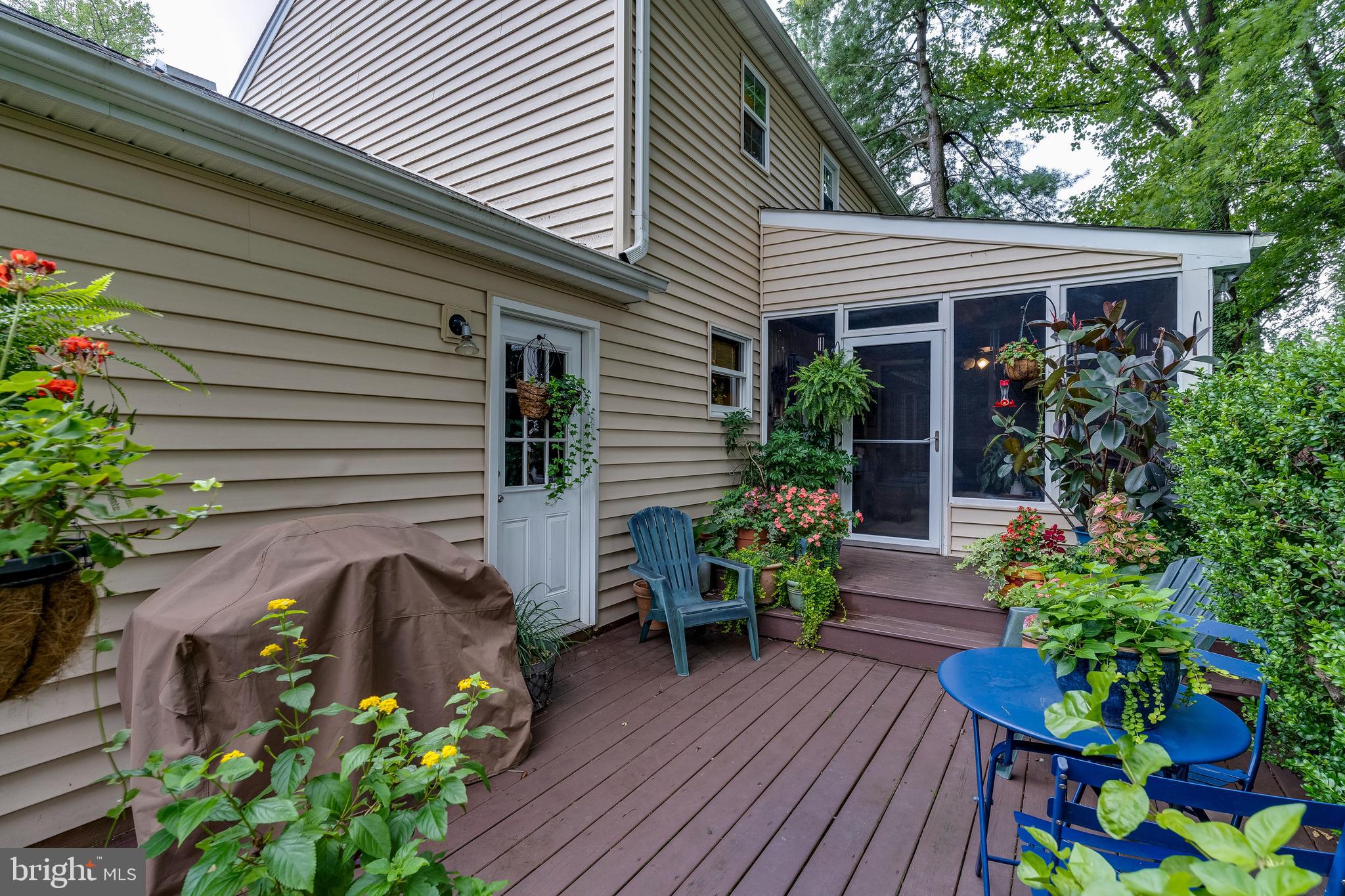 SNOWDENS MILL - Residential