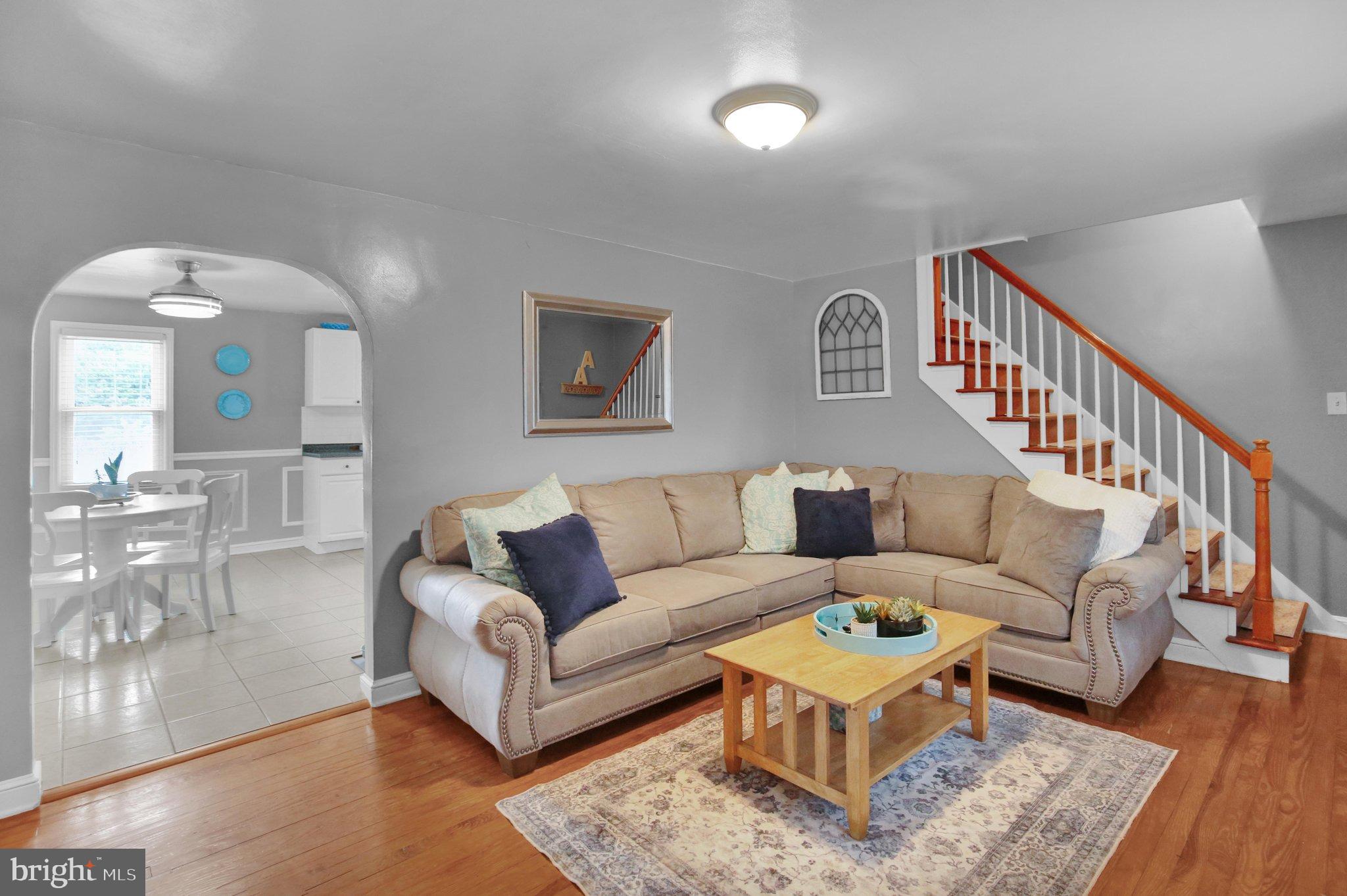555 MAPLE STREET
