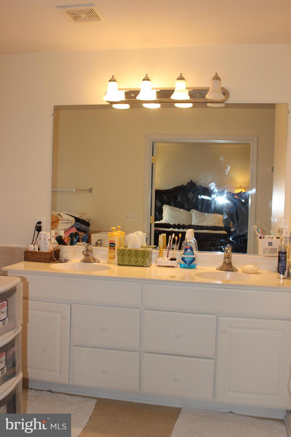 FAIRCREST - Residential Lease