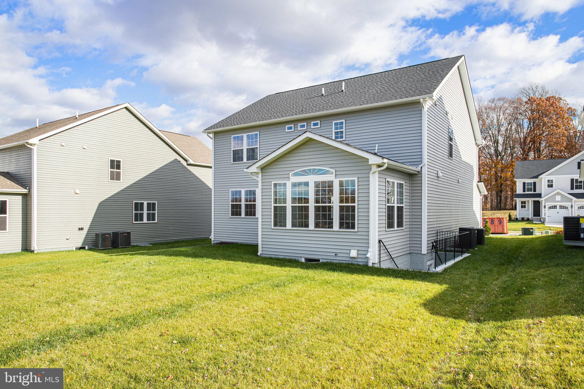 ROBERTS CROSSING - Residential