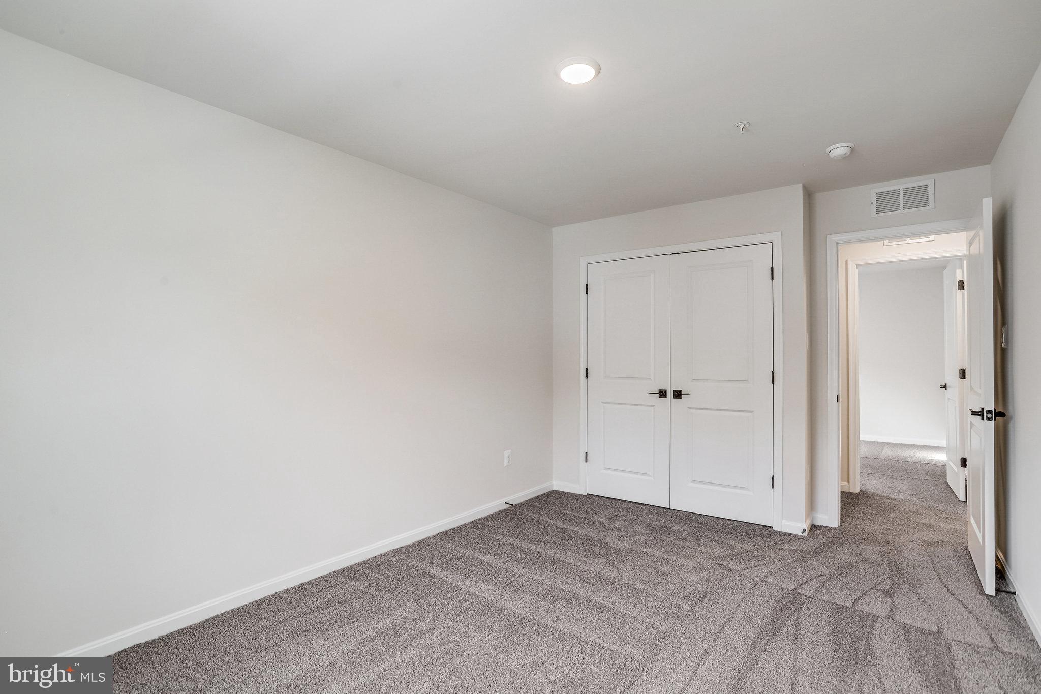 ROBERTS CROSSING - Residential