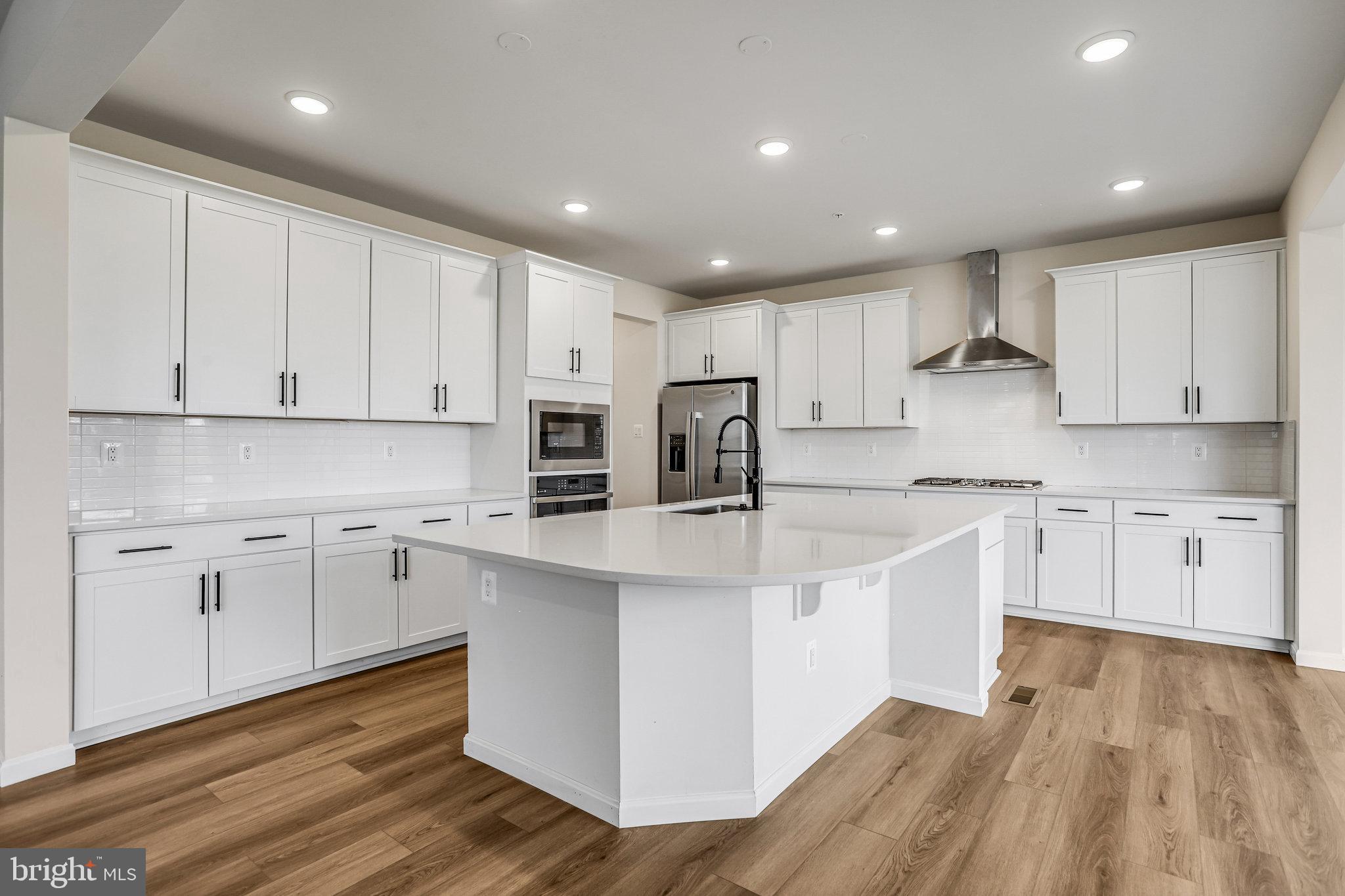 ROBERTS CROSSING - Residential