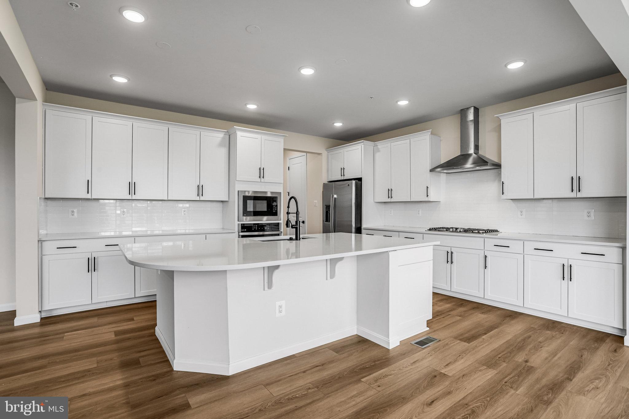 ROBERTS CROSSING - Residential