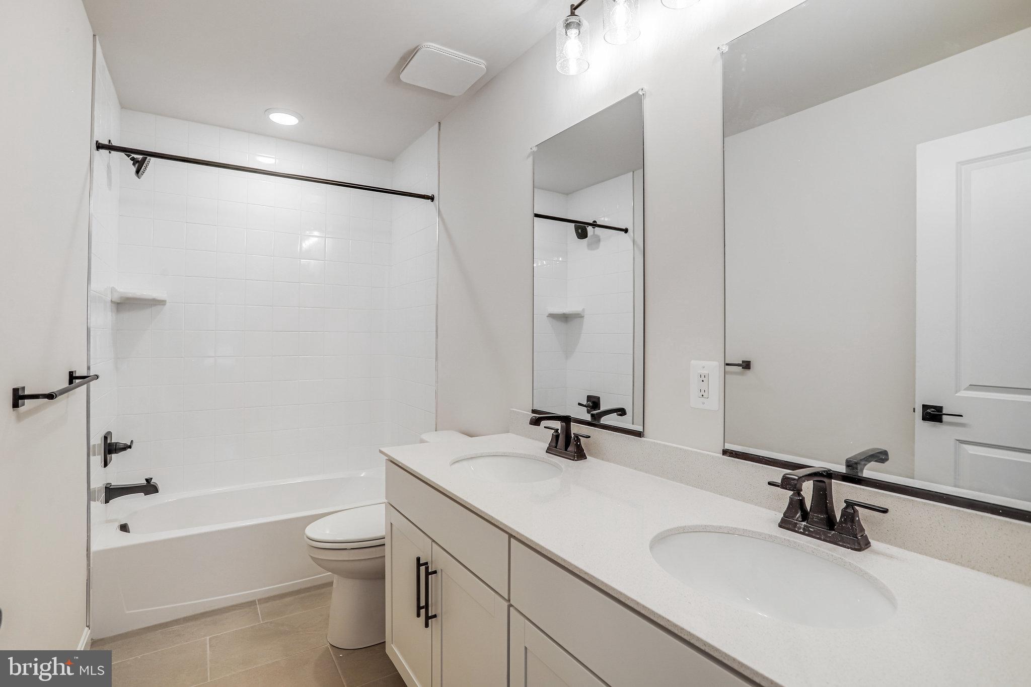 ROBERTS CROSSING - Residential