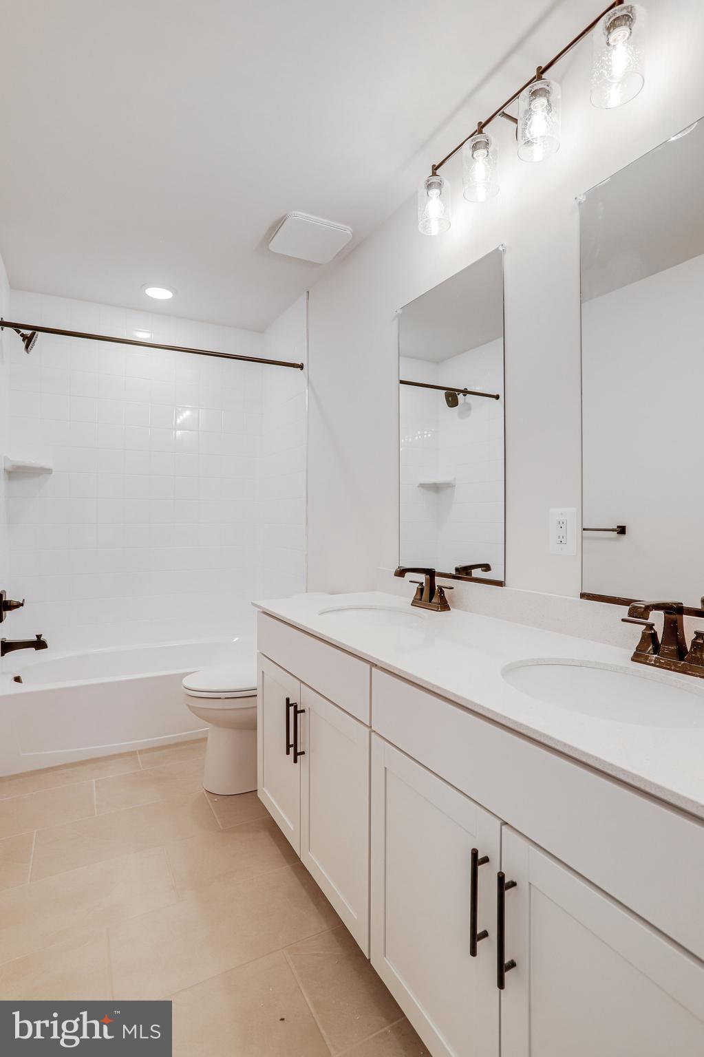 ROBERTS CROSSING - Residential