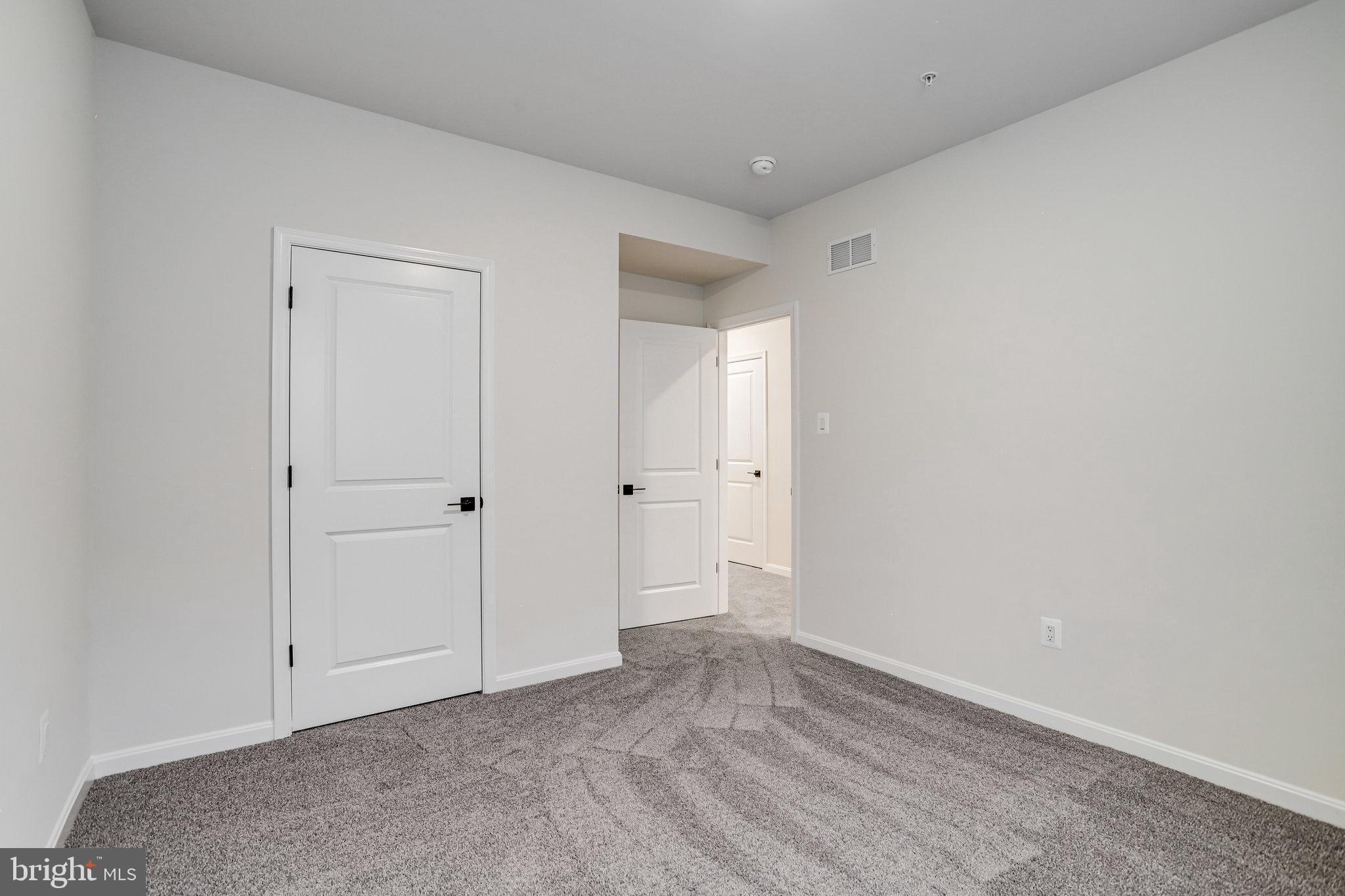 ROBERTS CROSSING - Residential