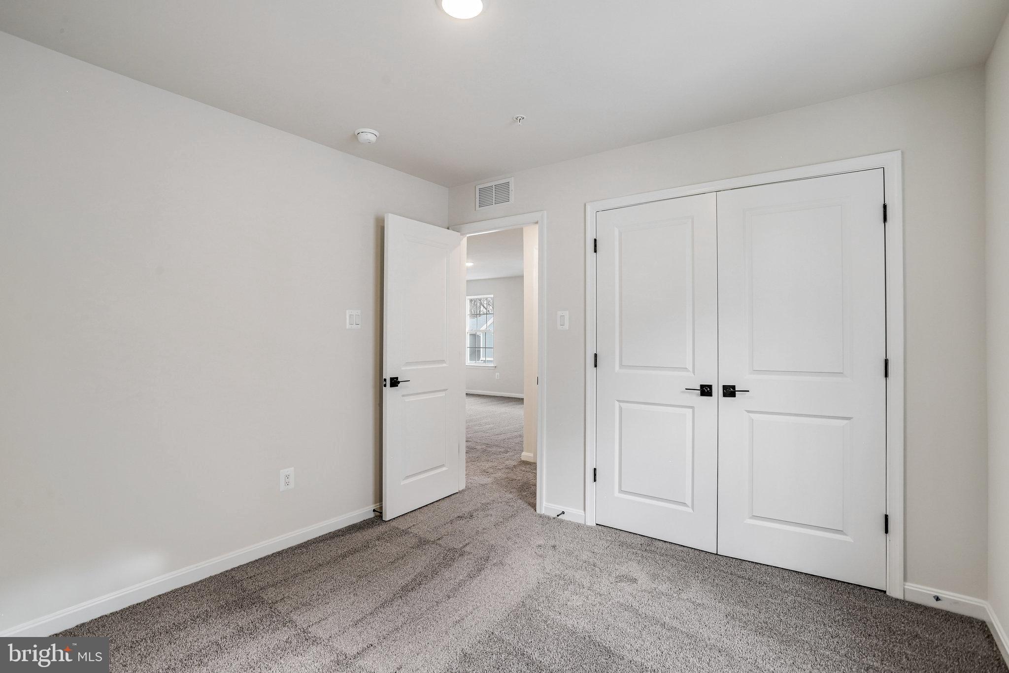 ROBERTS CROSSING - Residential