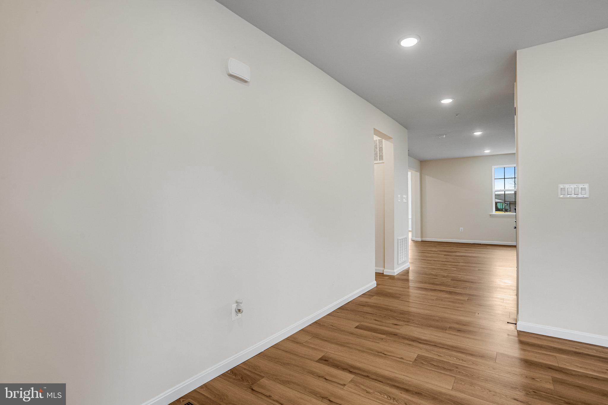 ROBERTS CROSSING - Residential