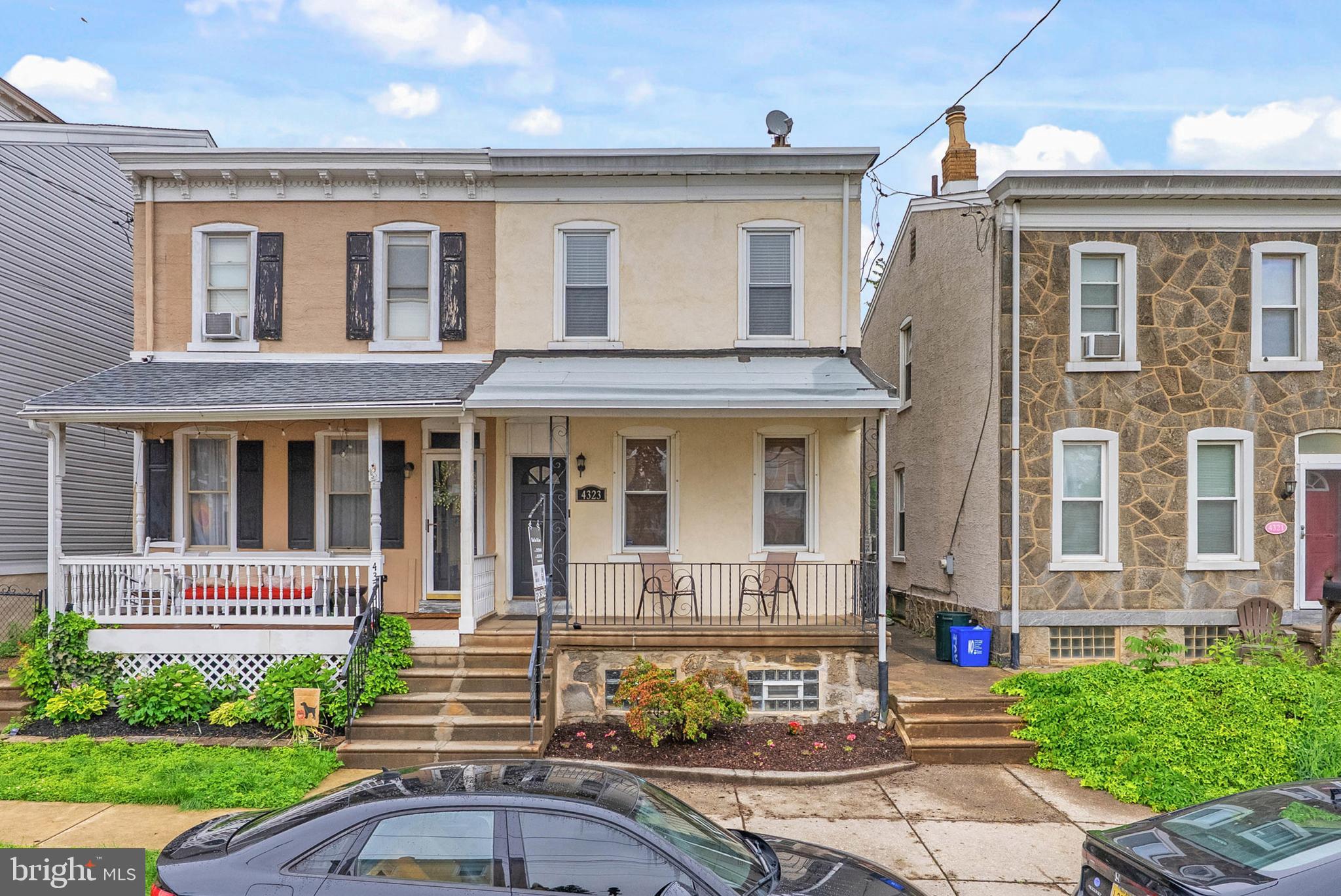 ROXBOROUGH - Residential