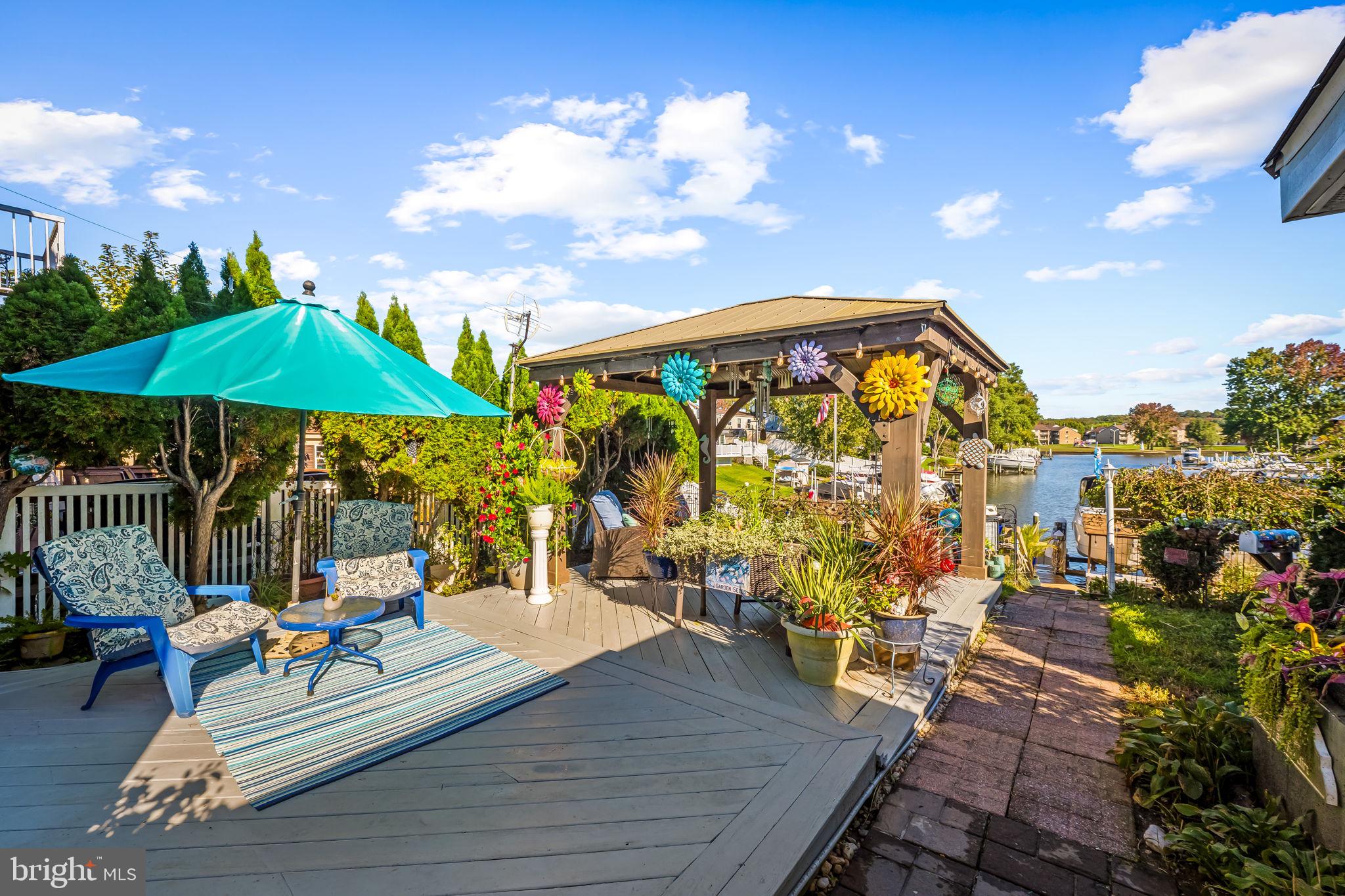 617 SHORE DRIVE