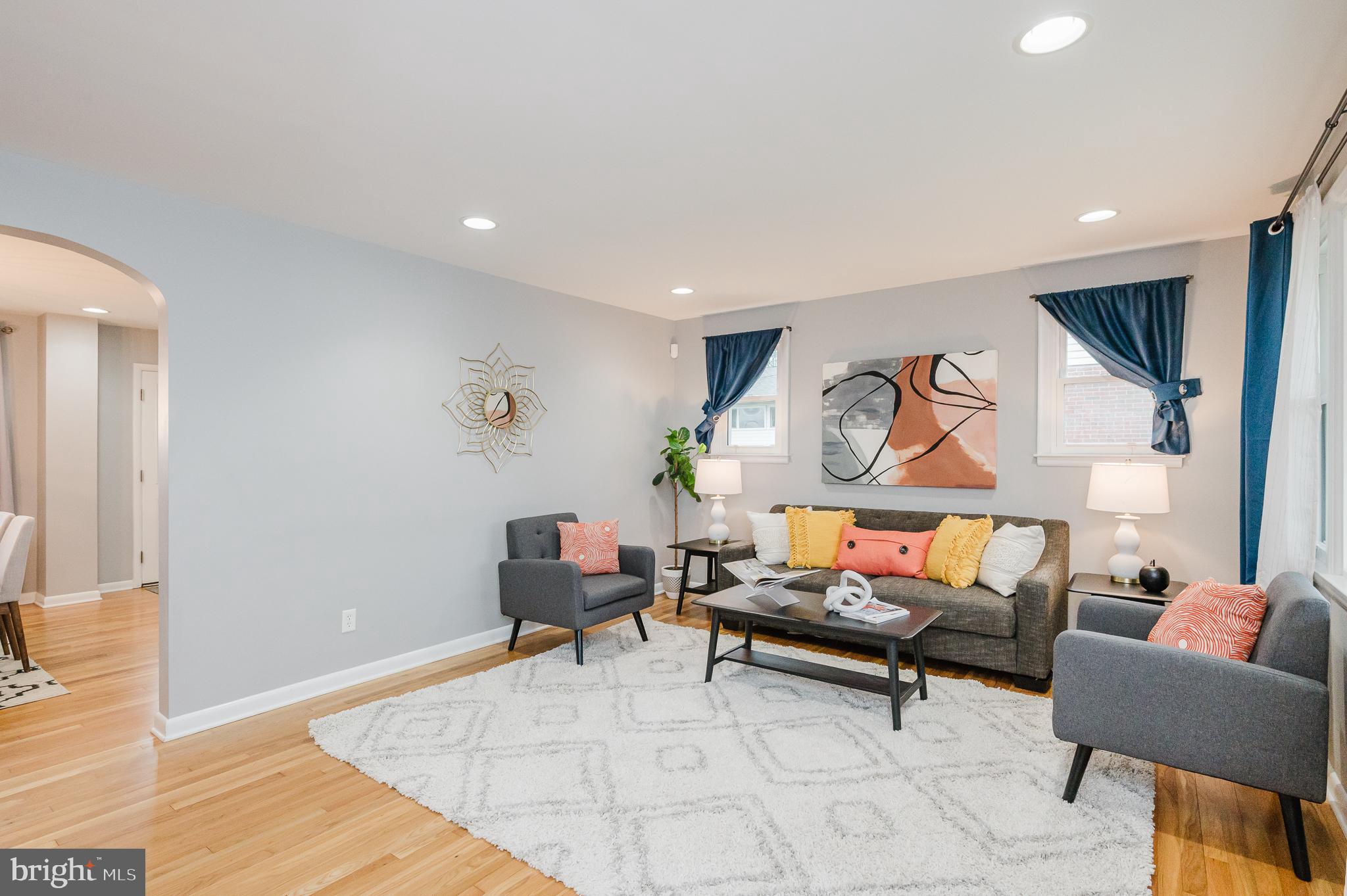 HARWOOD MANOR - Residential