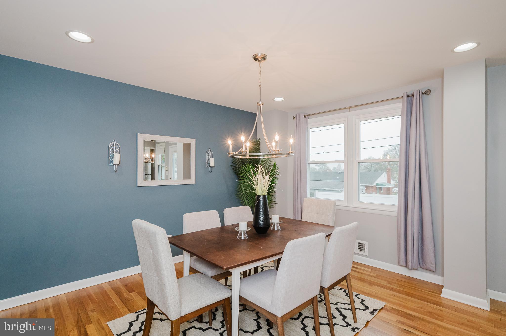 HARWOOD MANOR - Residential