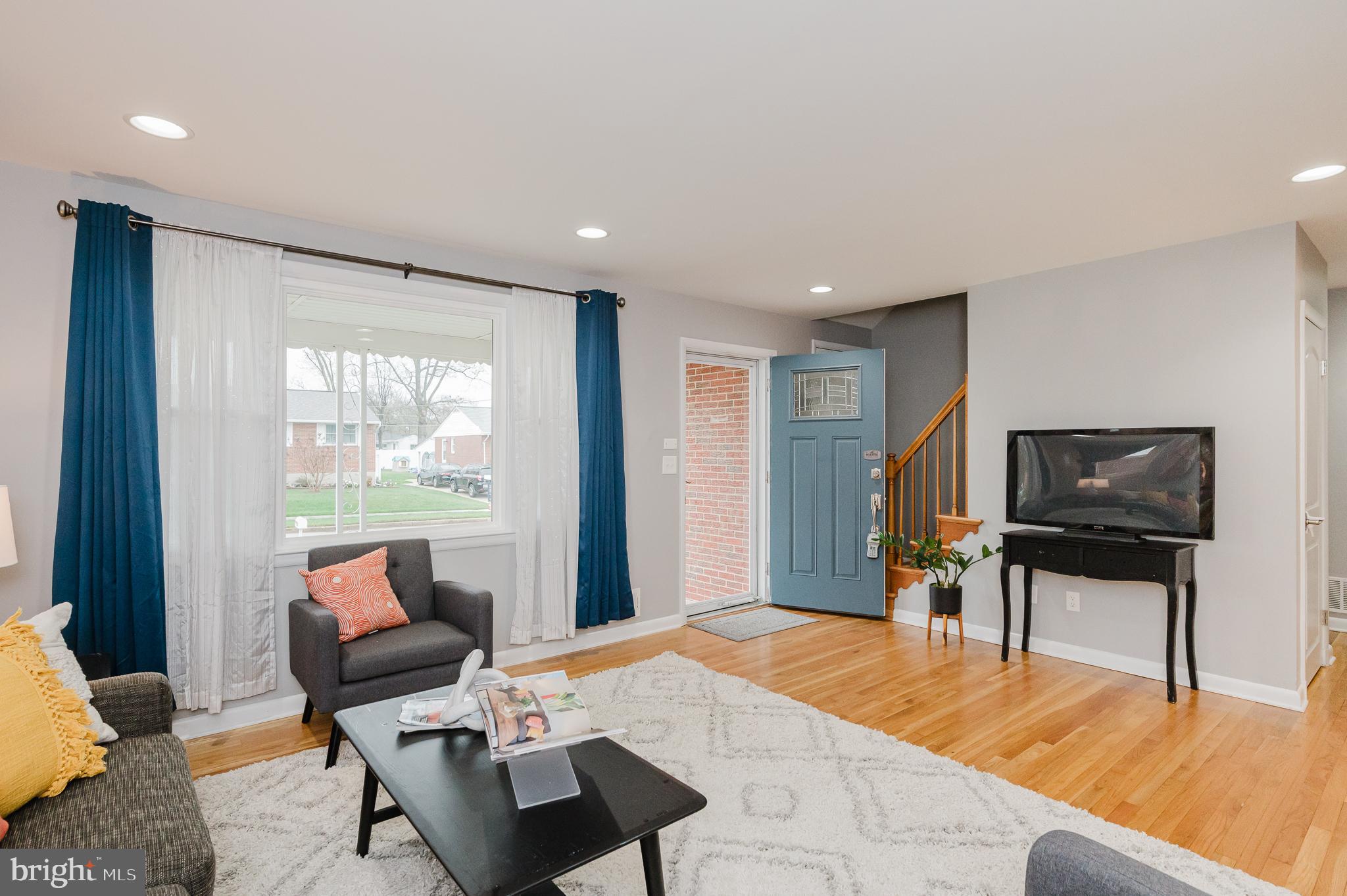 HARWOOD MANOR - Residential