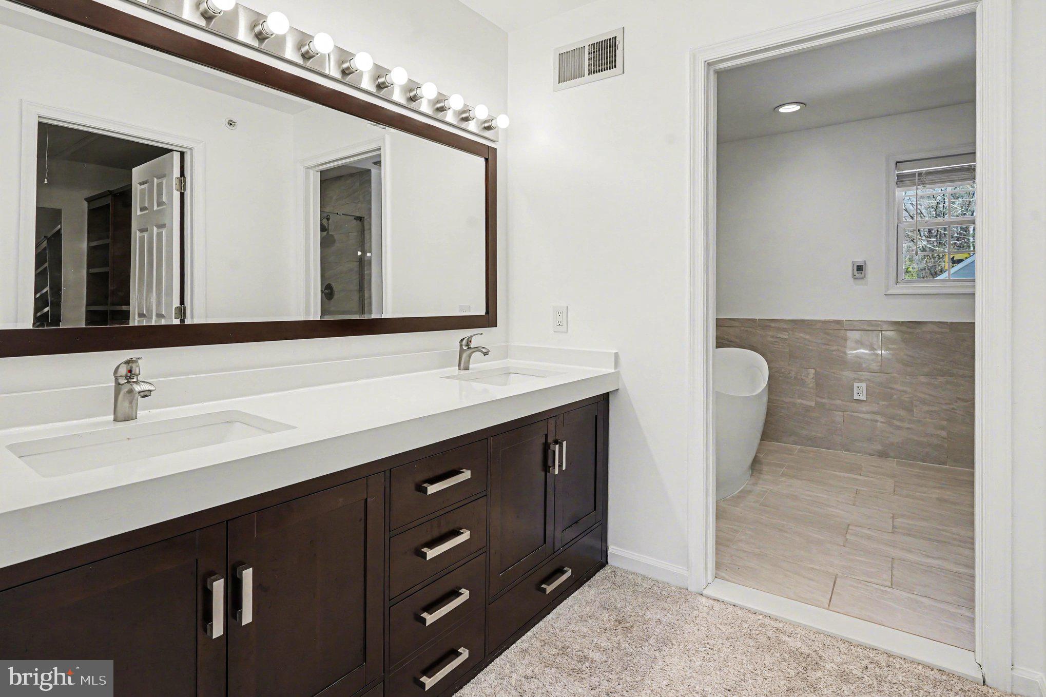 GULPH MILLS VIL - Residential