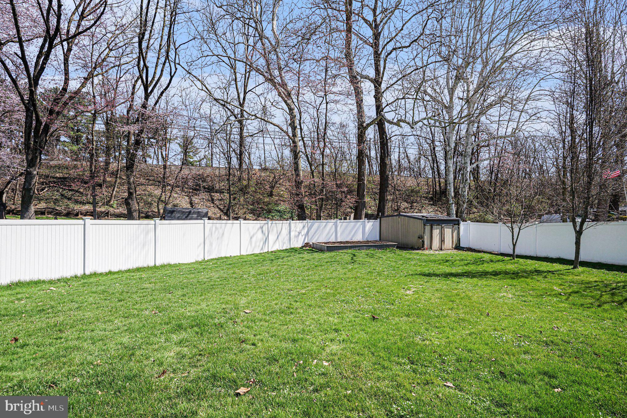 GULPH MILLS VIL - Residential