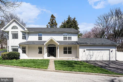 702 Crooked Lane, King Of Prussia, PA MLS: PAMC2172194