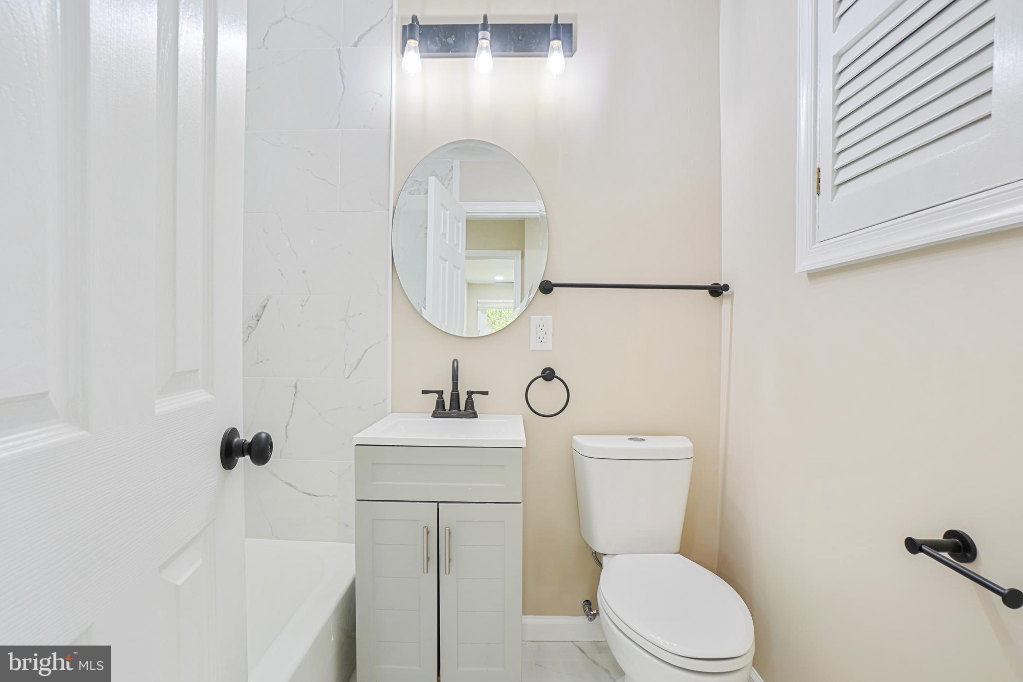 ROYAL VIEW - Residential